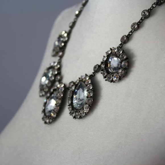 NWOT BADGLEY MISCHKA Couture Statement Necklace - Neiman Marcus Retail $289 - Picture 6 of 9